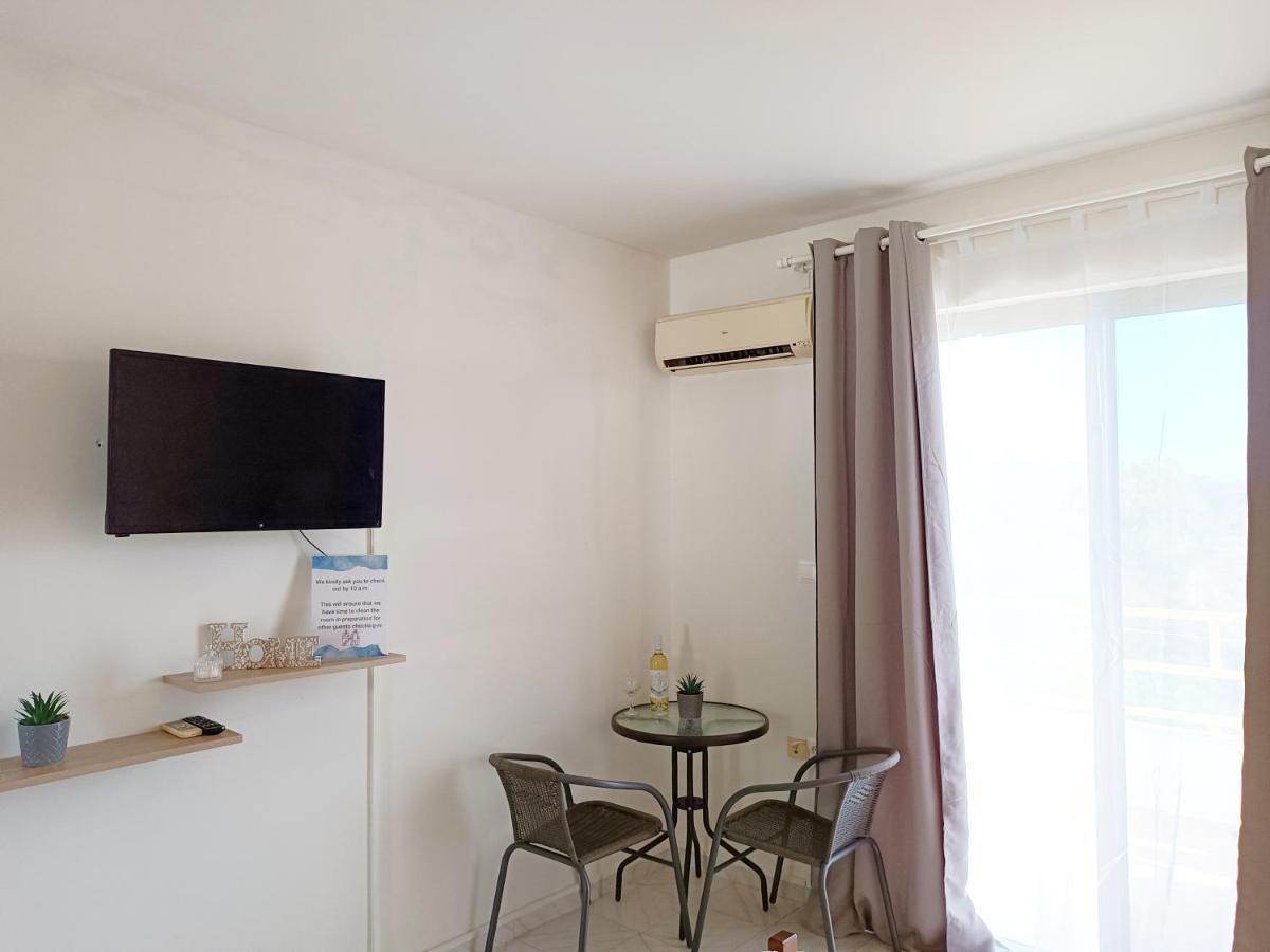 Agathi Paradise Apartment
