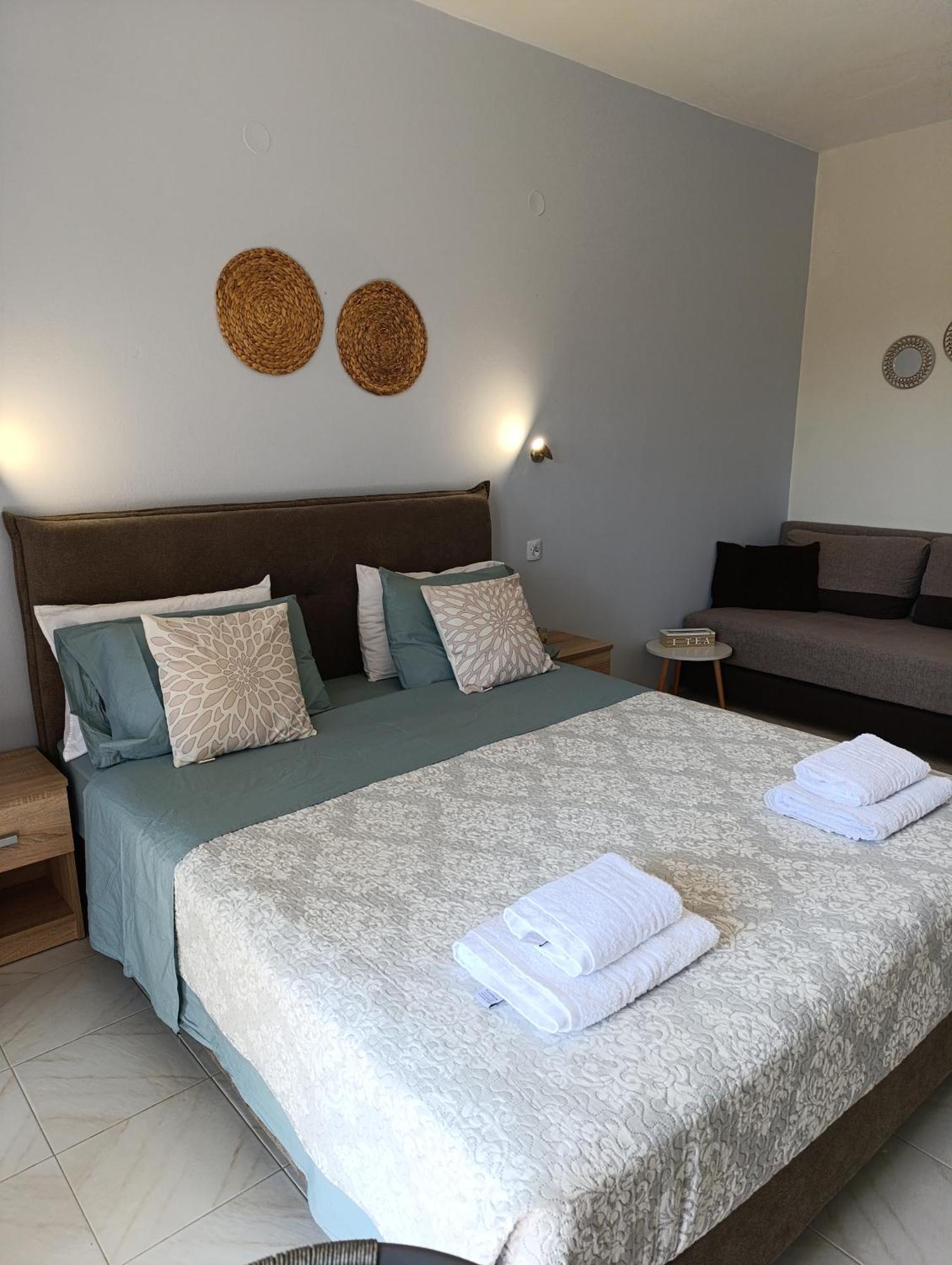 Apartment Agathi Paradise Charaki